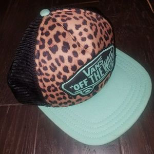 Vans snap back